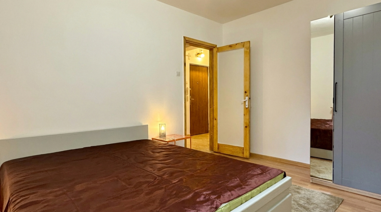 Apartament 2 camere | Calea Călărașilor | Centrală proprie