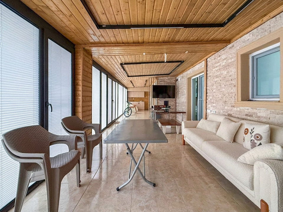 Apartament Deosebit, De Vanzare, cu grădină proprie, în Complexul Rezidenț