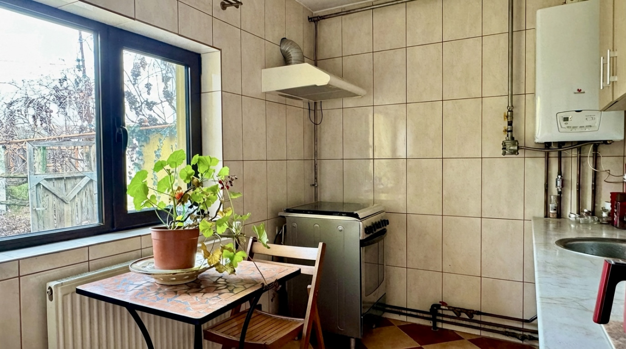 Casă la parter | 2 Camere | Ferentari | Curte generoasă | Teren 128mp