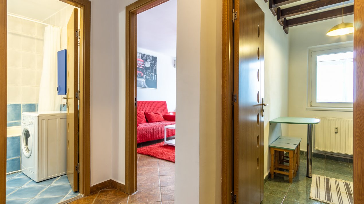 Banu Manta 18, 0% Comision, Pet Friendly, bloc 1986, 9/10, mobilata si utilata