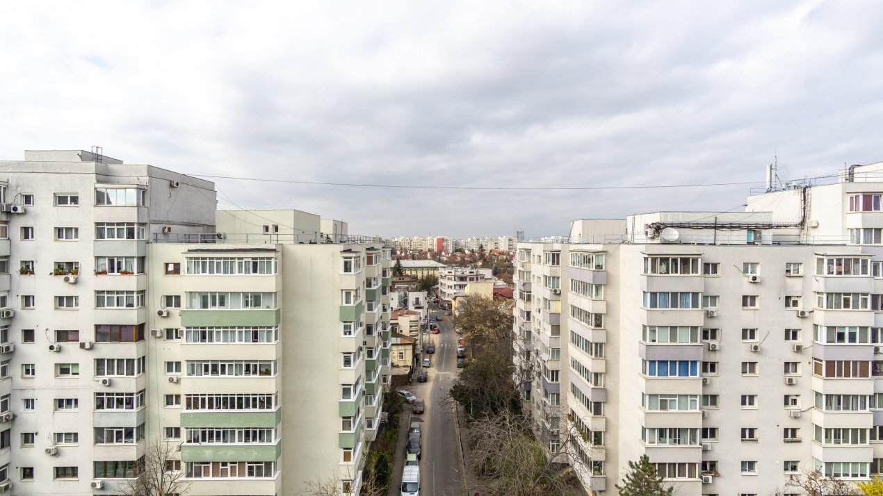 Banu Manta 18, 0% Comision, Pet Friendly, bloc 1986, 9/10, mobilata si utilata