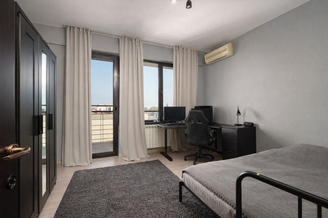 Apartament cu 4 camere, vedere către Pădurea Băneasa, zona Erou Iancu Nicolae