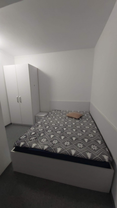 Cameră de închiriat – central Foișoru de Foc chirie 1.500 lei/lună Fără garanție