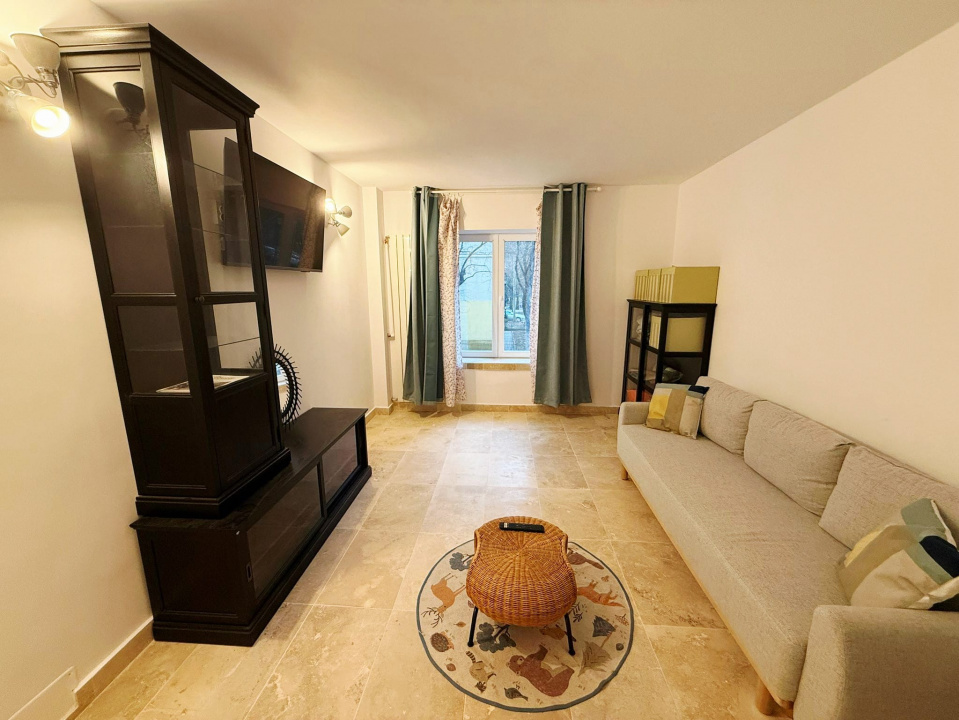 Rezervat  in 24 H Basarabia - Parc Gh. Petrascu 