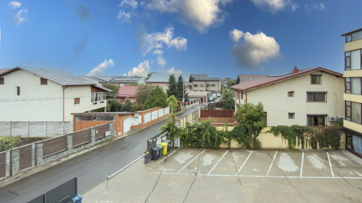 Apartament 2 camere + loc de parcare
