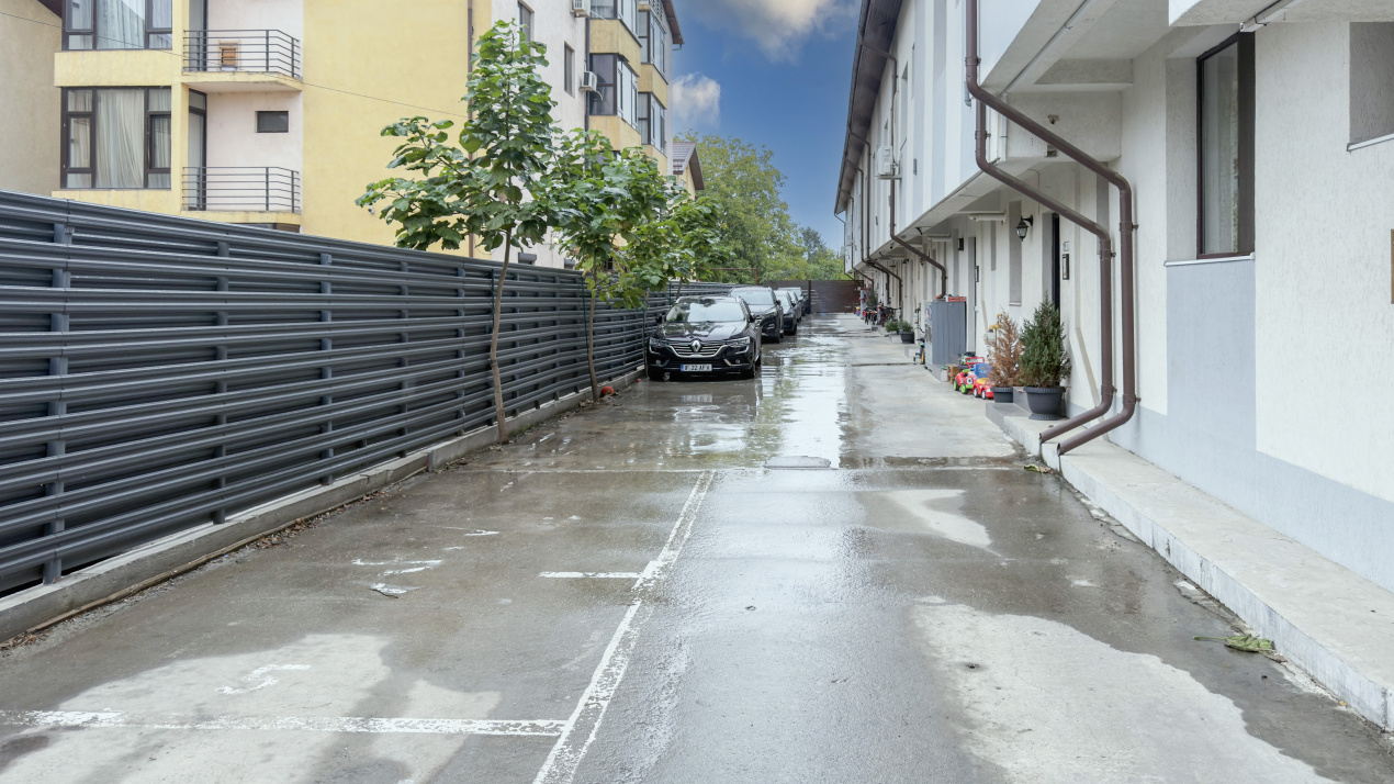 Apartament 2 camere + loc de parcare