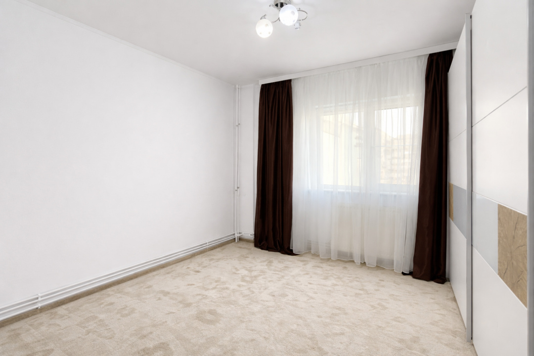 Apartament 3 camere cu Centrala proprie si Loc de parcare 