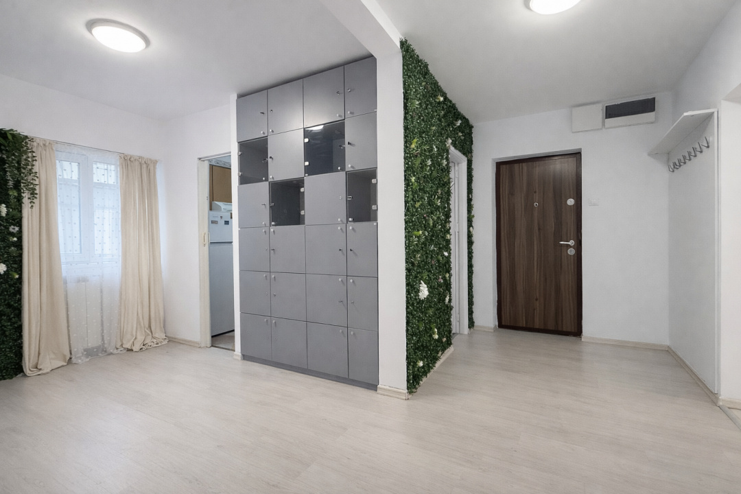 Splaiul Unirii – stradal, 3 camere decomandat, 80 mp - Langa Camera de Comert