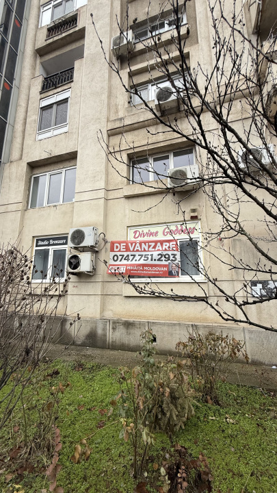 Splaiul Unirii – stradal, 3 camere decomandat, 80 mp - Langa Camera de Comert