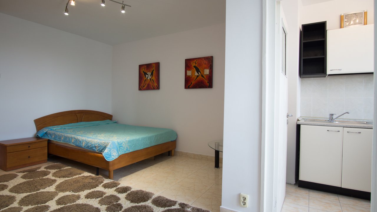 Comision 0% chirias, 9/10, 1984, Mihalache(1 Mai), Str Turda 104, renovata