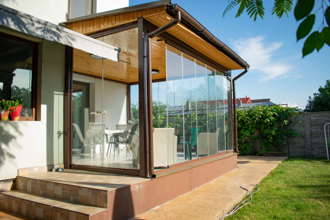 VILA Darza  -350 mp utili \ 700 mp teren\ 6 camere\4 bai - 280000 E negociabil