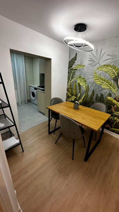 Studio in casa, `Bucurestii Noi