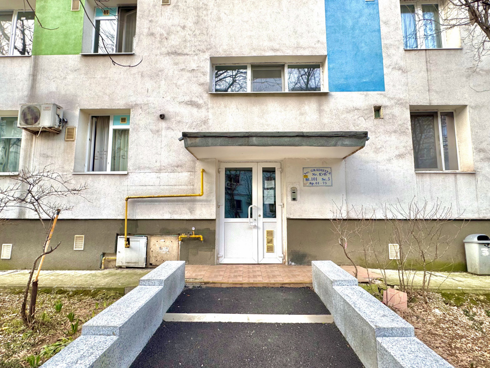 Garsonieră Decomandată 33mp. Bloc Reabilitat. Berceni, Grădiștea.