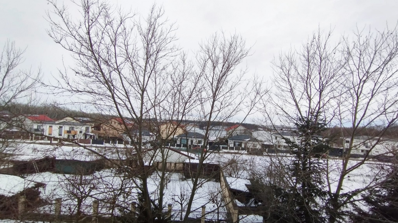 Vila Cernica langa lac - 449000 Euro negociabil