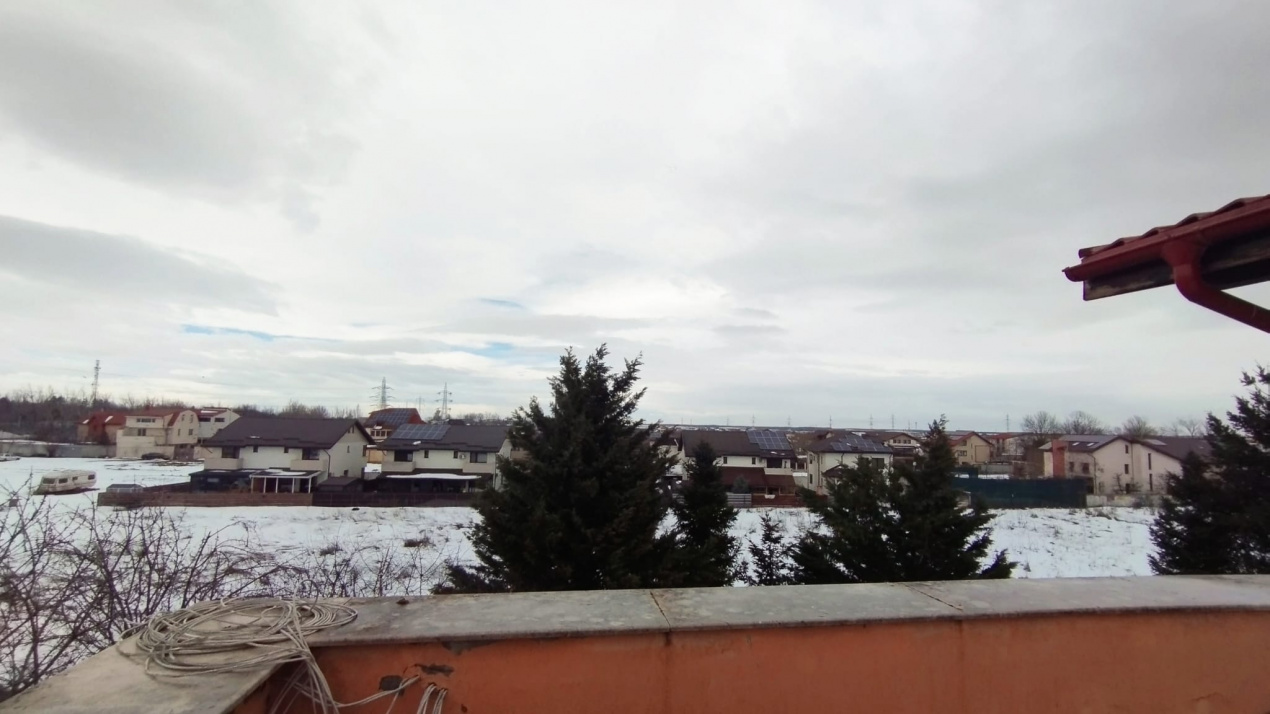 Vila Cernica langa lac - 449000 Euro negociabil