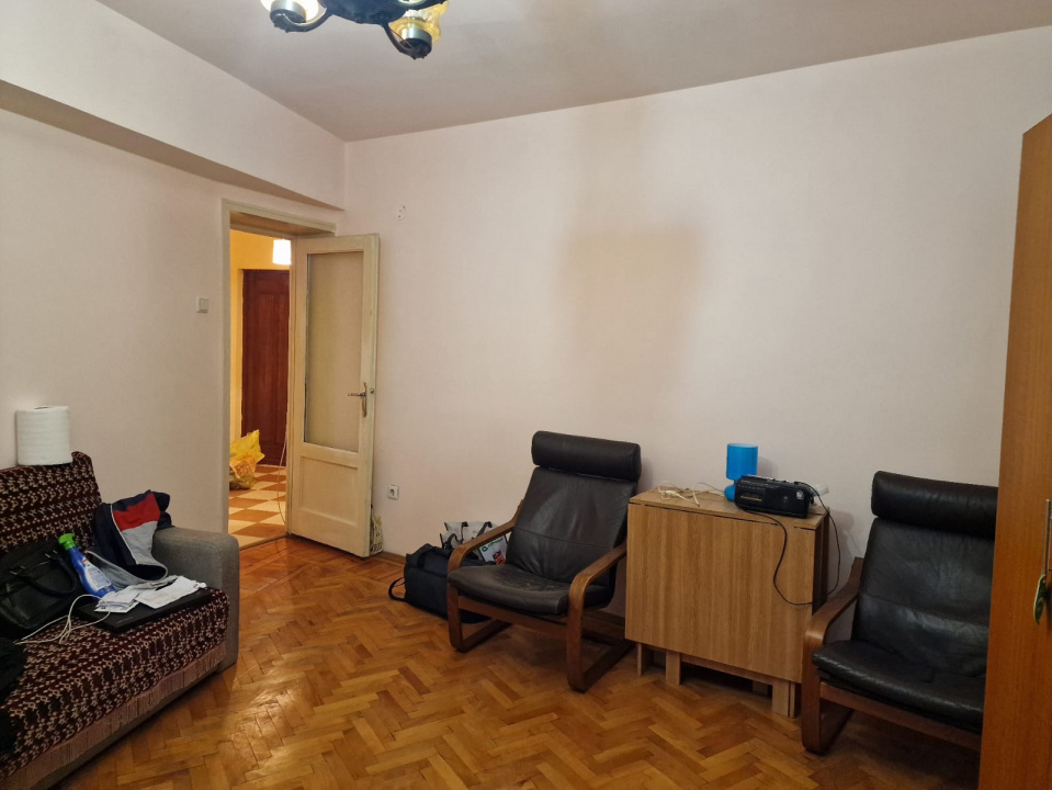 Apartament 2 camere de vânzare – 50 m² – zonă premium  (La Coloane ) - 75000 E