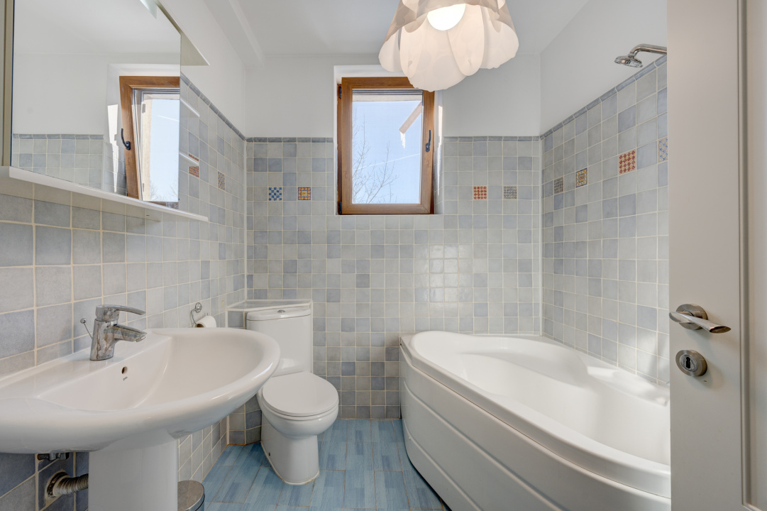 VILA DE INCHIRIAT- Prelungirea Ghencea - Str. Funigeilor -COMISION 0 %