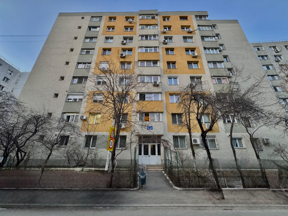 Apartament 3 camere Pantelimon Piata Delfinului