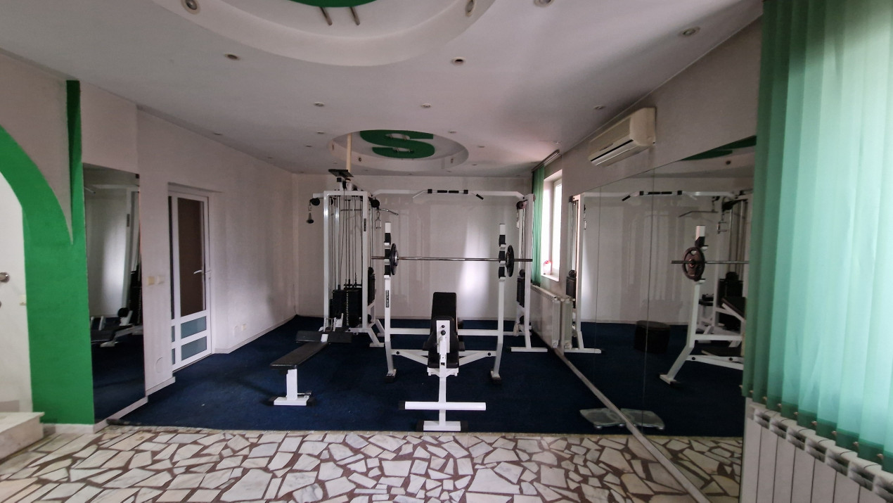 Vila , 300mp utili, ideala afterschool, cazare muncitori straini etc!