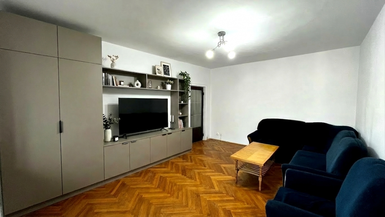 Apartament 2 camere | Decomandat | 800m Metrou Piata Iancului