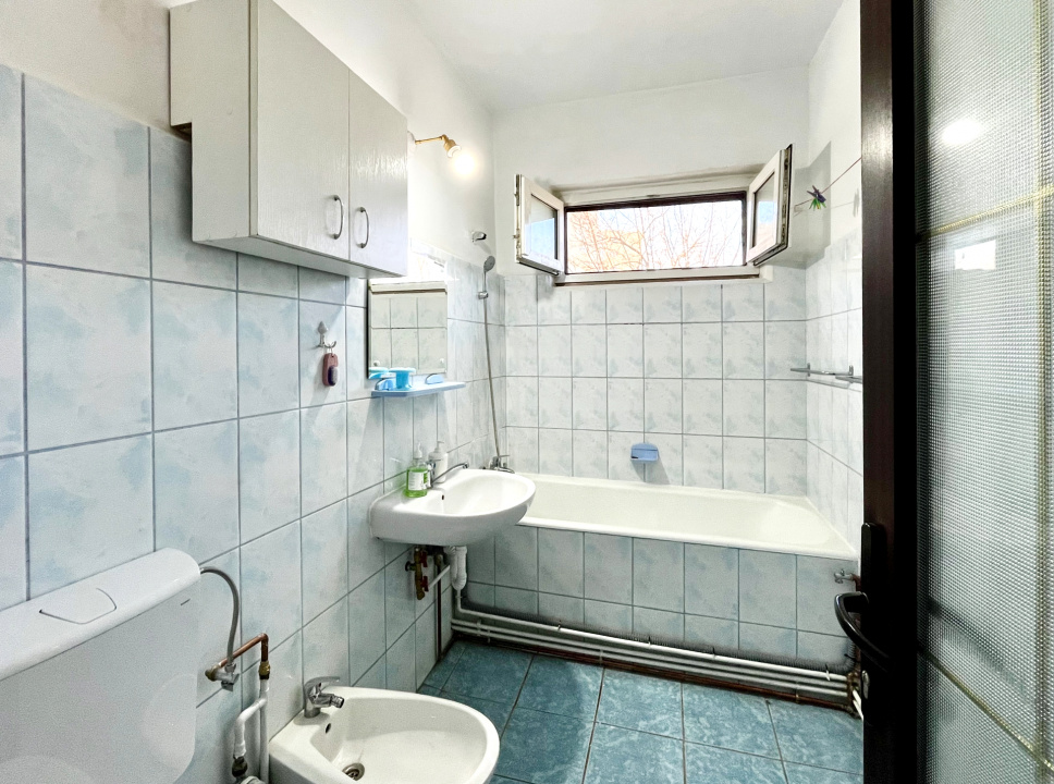 Apartament 2 camere | Decomandat | 800m Metrou Piata Iancului