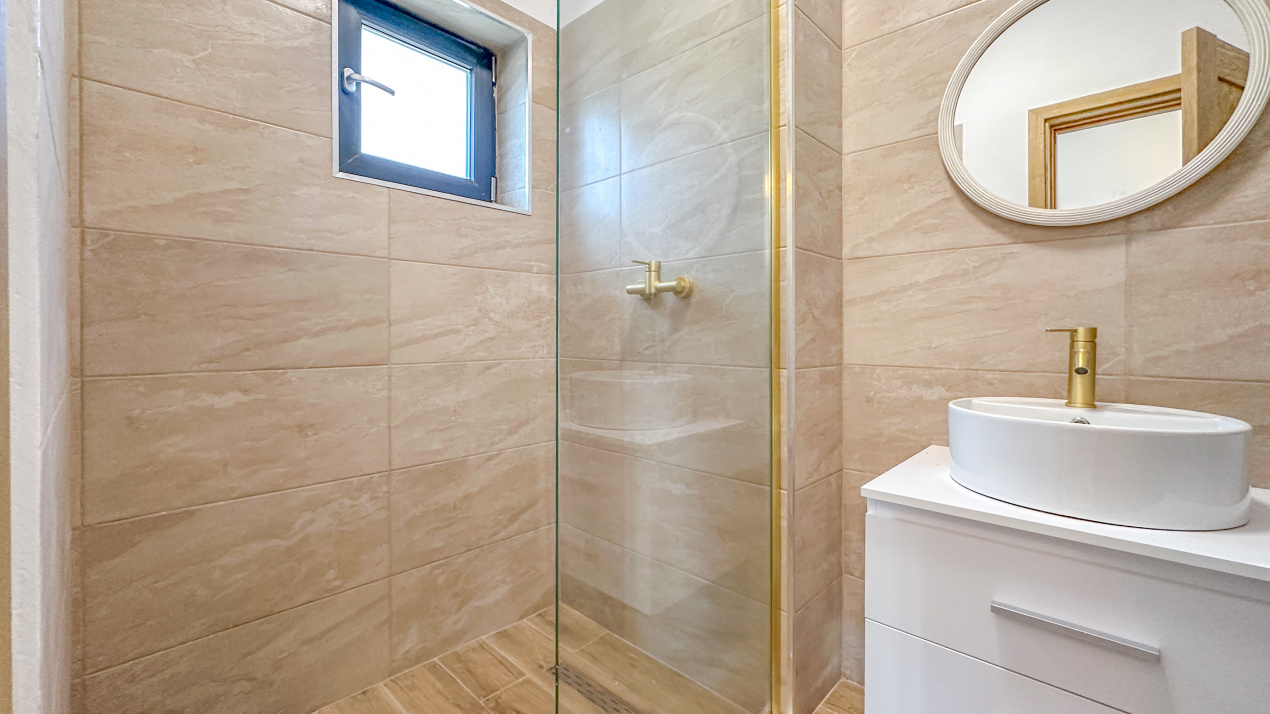 3 dormitoare, 3 băi - casă individuală în Comuna Berceni, COMISION 0