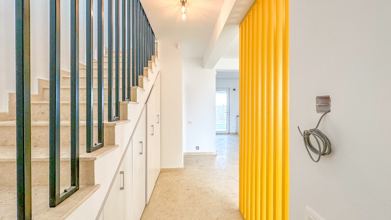 Casă cu 4 camere, TOATE utilitățile, Mamina-Vidra, COMISION 0