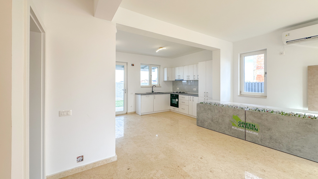 Casă cu 4 camere, TOATE utilitățile, Mamina-Vidra, COMISION 0