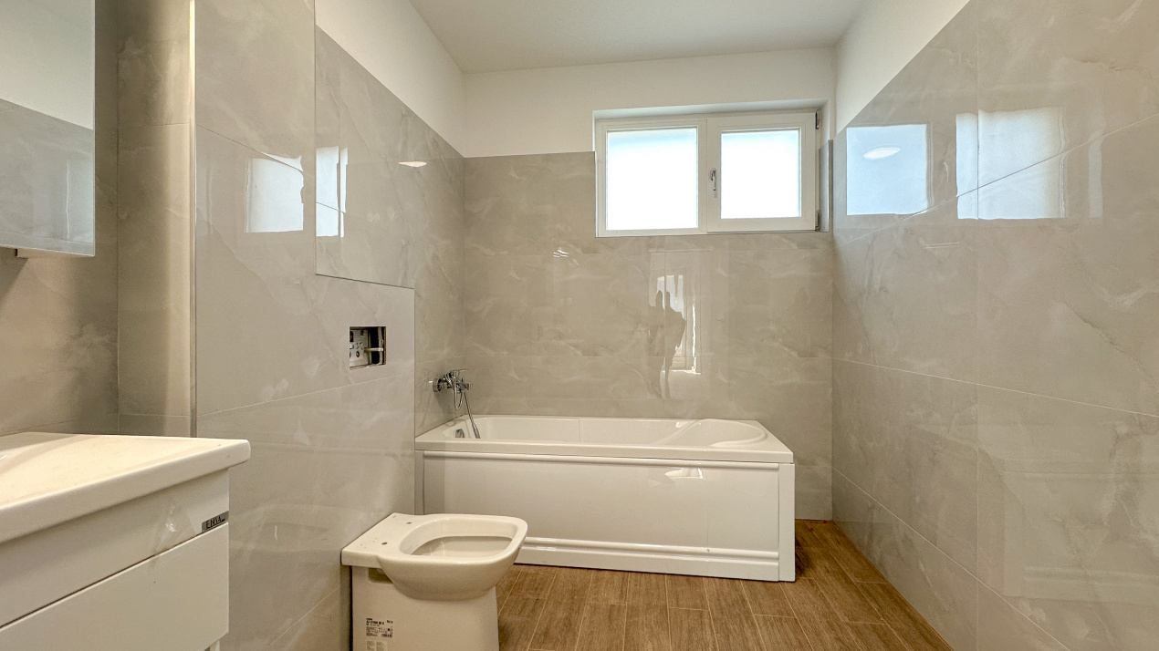 Casă cu 4 camere, TOATE utilitățile, Mamina-Vidra, COMISION 0