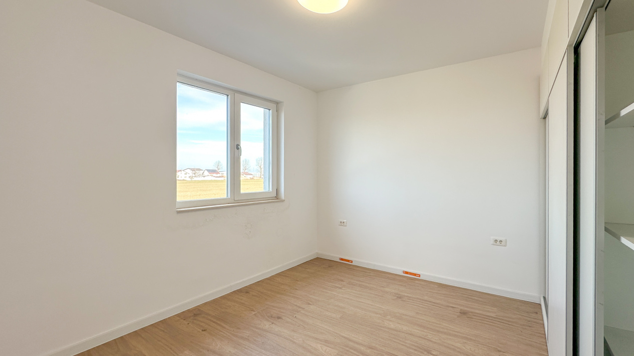 Casă cu 4 camere, TOATE utilitățile, Mamina-Vidra, COMISION 0