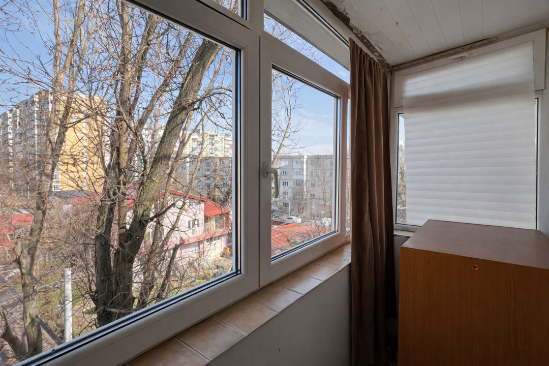 Apartament 3 camere DE INCHIRIAT – Str. Aleea Moinești, Sector 6