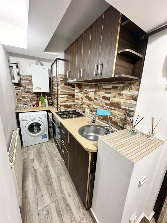 Floreasca- 2 camere, centrala proprie.