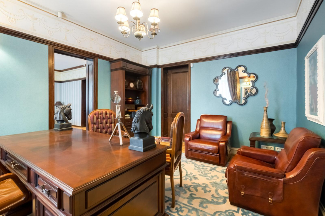 ARMENEASCA, BIROU PARTER-185 MP!