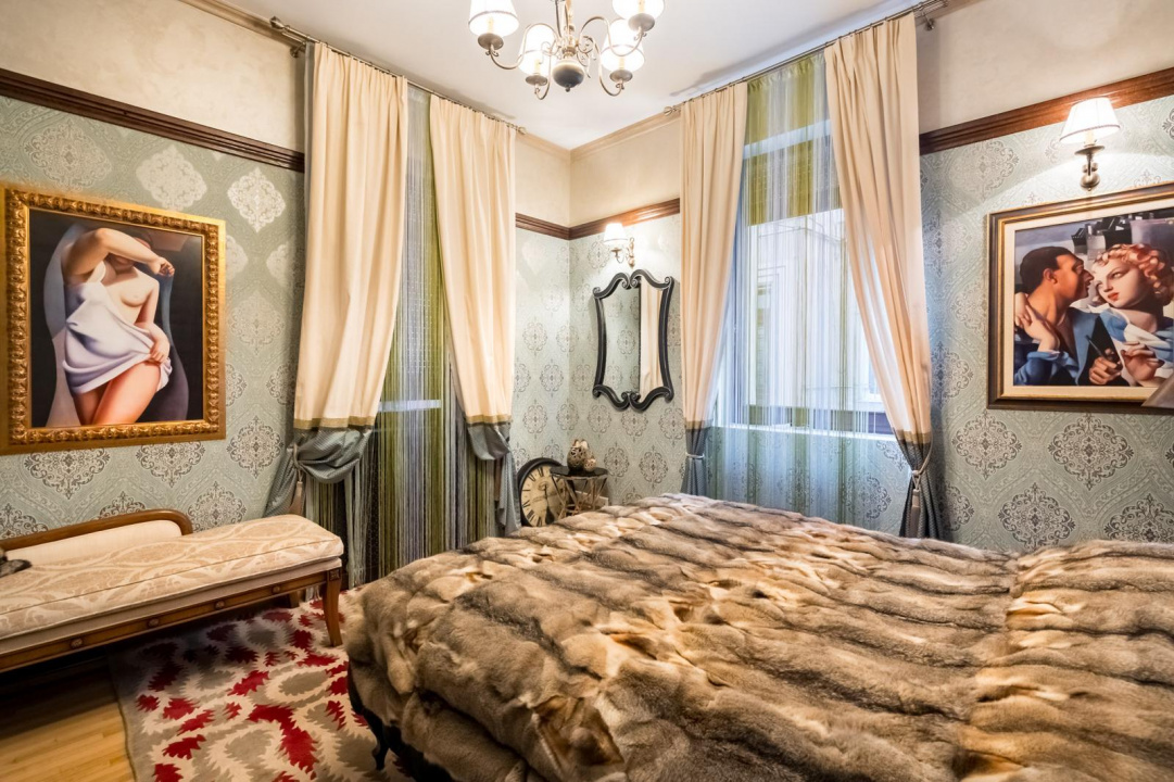 ARMENEASCA, BIROU PARTER-185 MP!