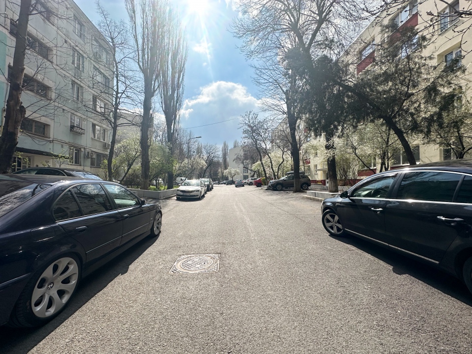 Apartamentul care te așteaptă să-l transformi în casa ta