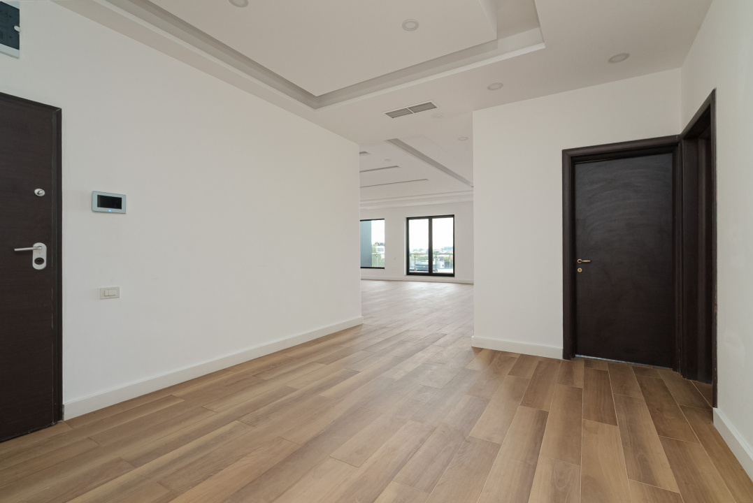 INCHIRIERE  BIROURI LUX sos NORDULUI  200-250mp+ parcare subterana inclusa