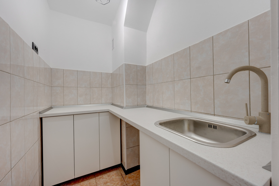 Garsoniera renovata | Costin Georgian | Posibilitate credit