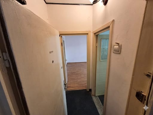 2 camere, etaj intermediar, ultracentral, ideal ce vrei...