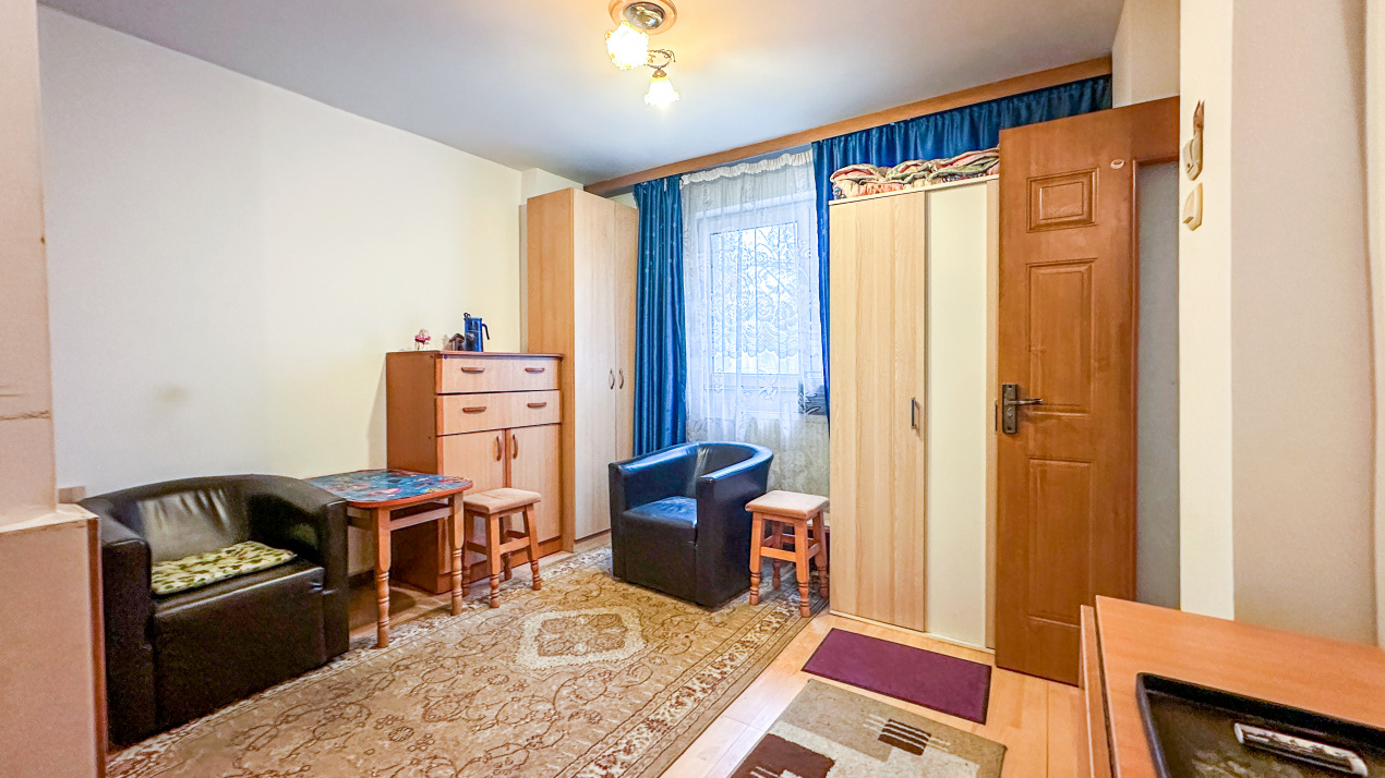 Doamna Ghica, Luntrei - garsoniera de vanzare, COMISION 0