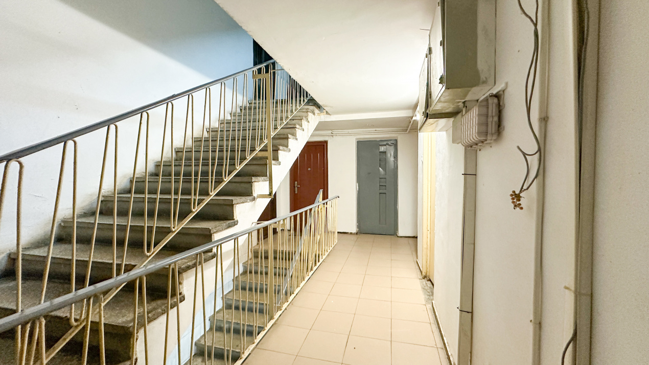 Doamna Ghica, Luntrei - garsoniera de vanzare, COMISION 0