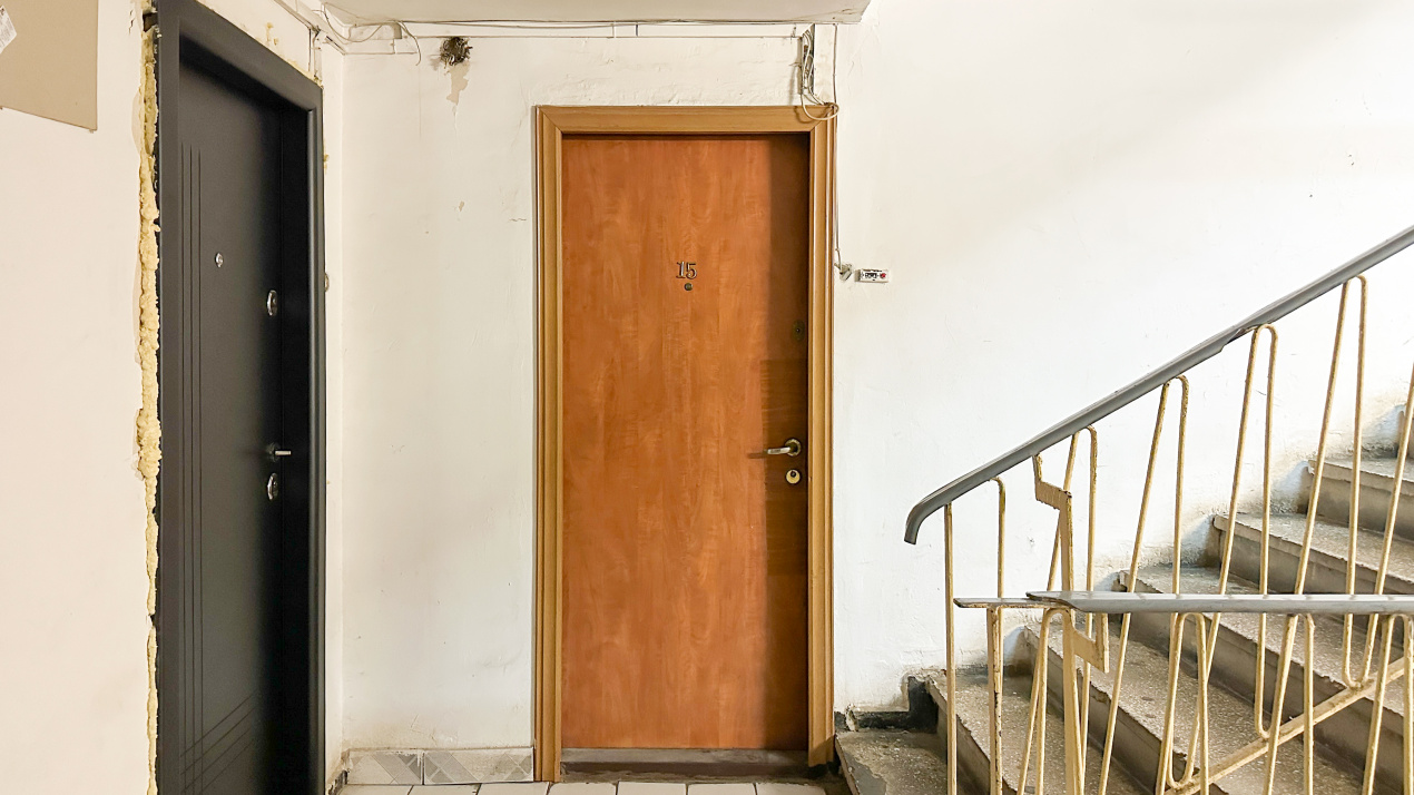 Doamna Ghica, Luntrei - garsoniera de vanzare, COMISION 0