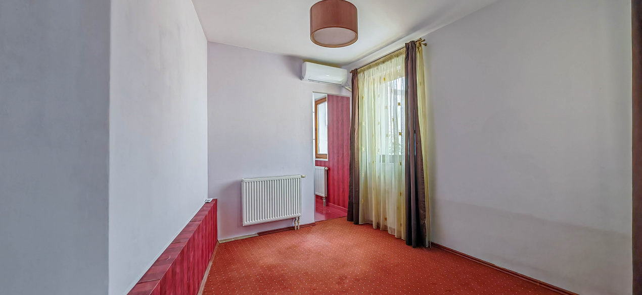 Spațiu profesional cu caracter într-o vilă individuală