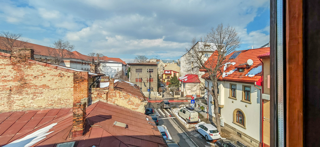 Spațiu profesional cu caracter într-o vilă individuală