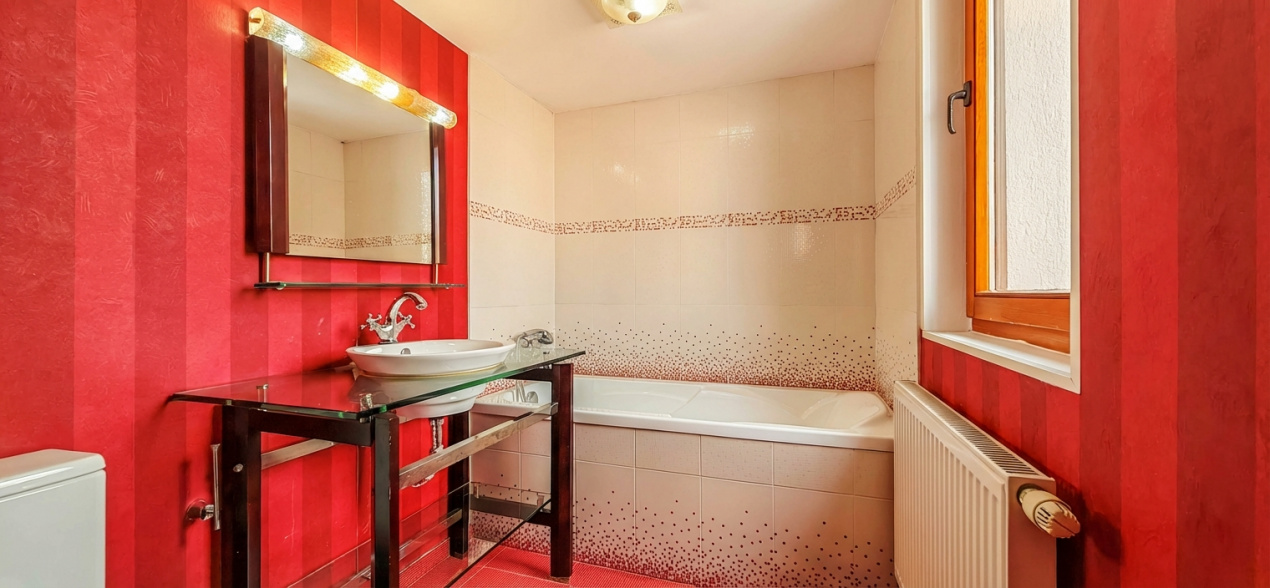 Spațiu profesional cu caracter într-o vilă individuală