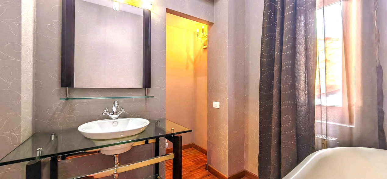 Spațiu profesional cu caracter într-o vilă individuală