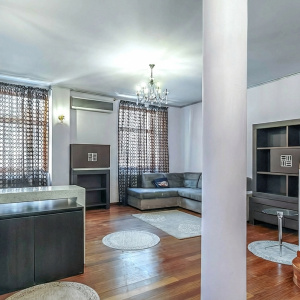 Spațiu profesional cu caracter într-o vilă individuală