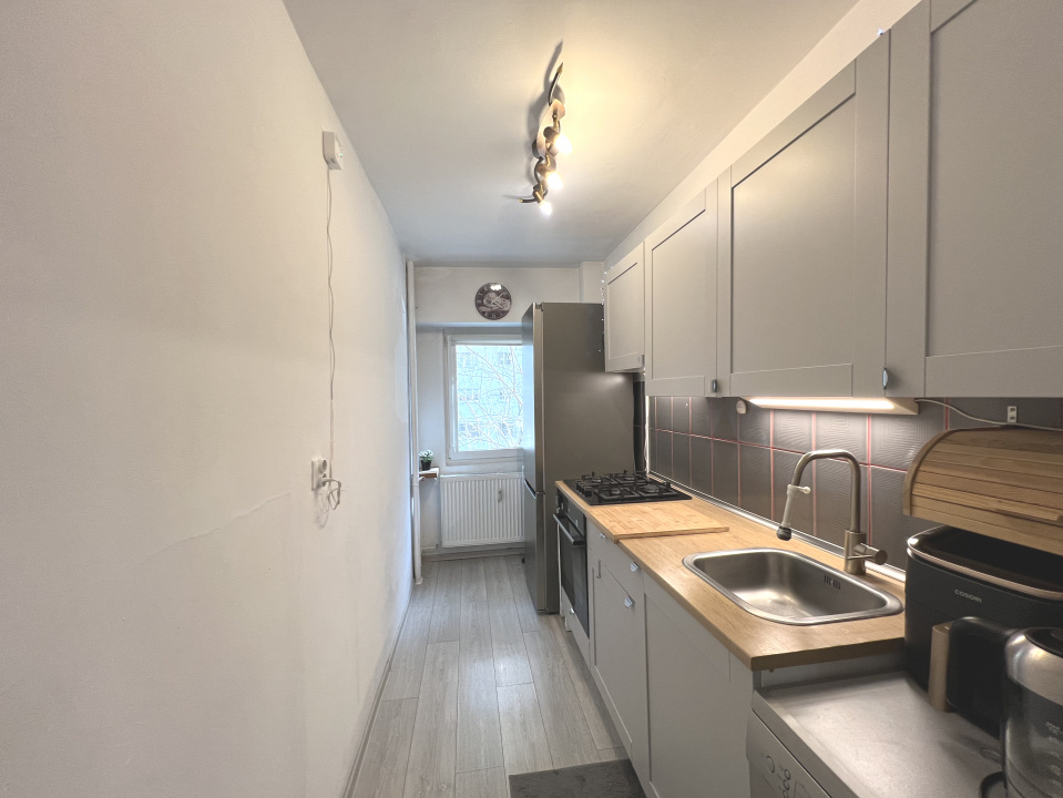 Garsoniera 39 mp. Crangasi. Parc si Metrou. 