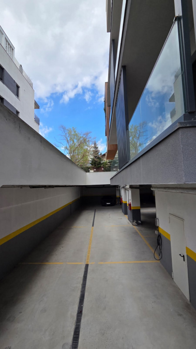 3 camere de vanzare Iancu Nicolae