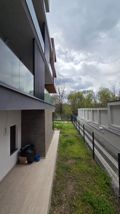 3 camere de vanzare Iancu Nicolae