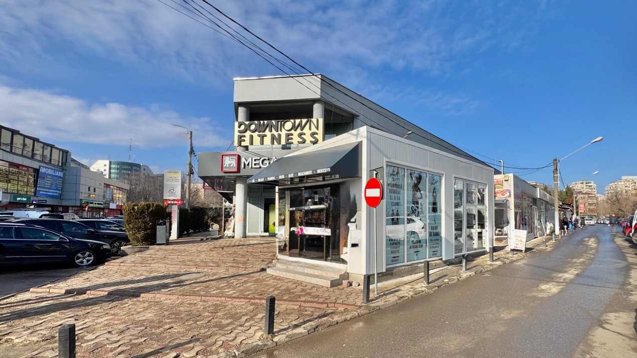 Spatiu comercial stradal | Piata Vitan | 14.4 mp | Vad pietonal | 2 vitrine